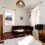 Pile Gæstehus 3*